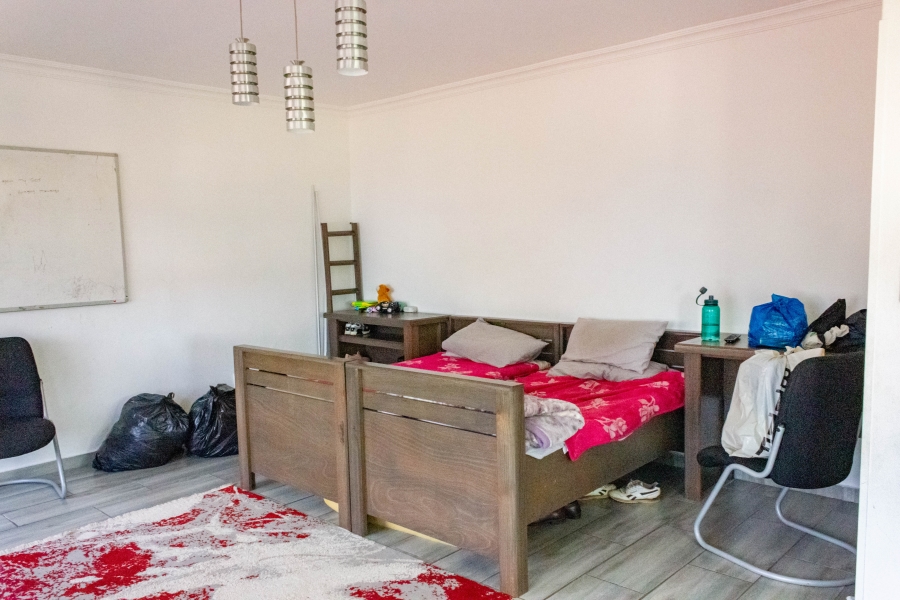 4 Bedroom Property for Sale in Ninapark Gauteng