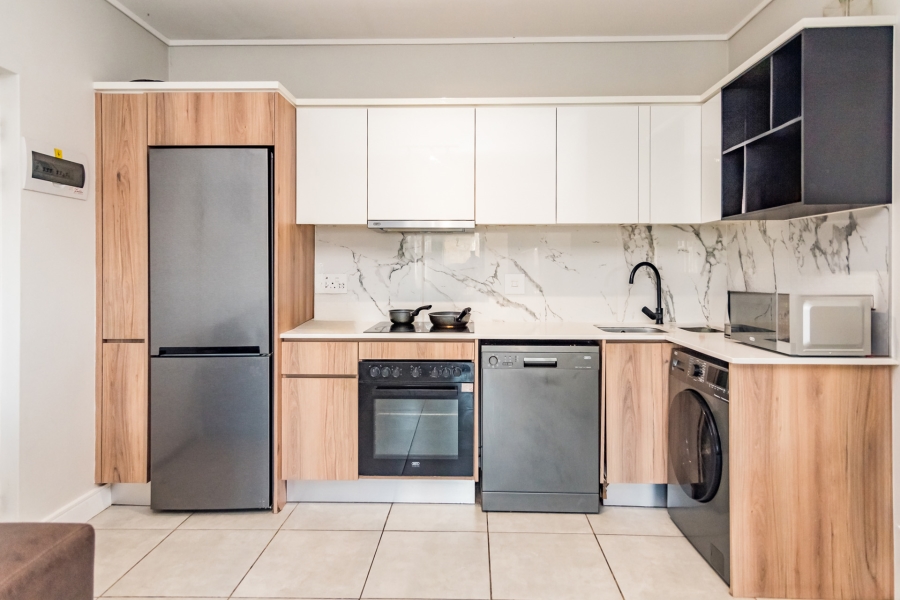 1 Bedroom Property for Sale in Waterfall Gauteng