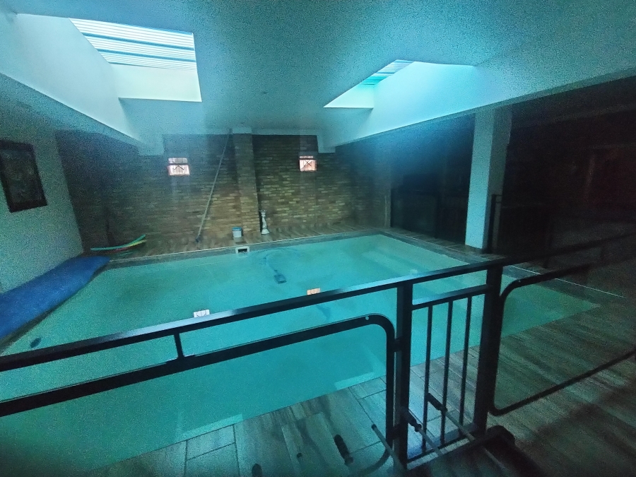 5 Bedroom Property for Sale in Amandasig Gauteng