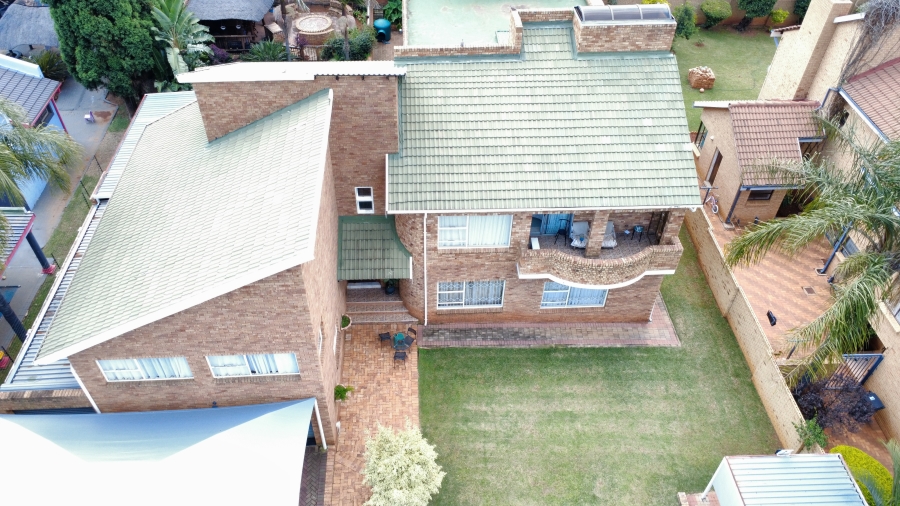 5 Bedroom Property for Sale in Amandasig Gauteng