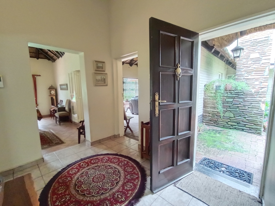 5 Bedroom Property for Sale in Clubview Gauteng