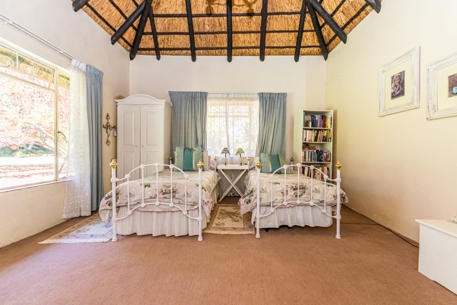 5 Bedroom Property for Sale in Clubview Gauteng