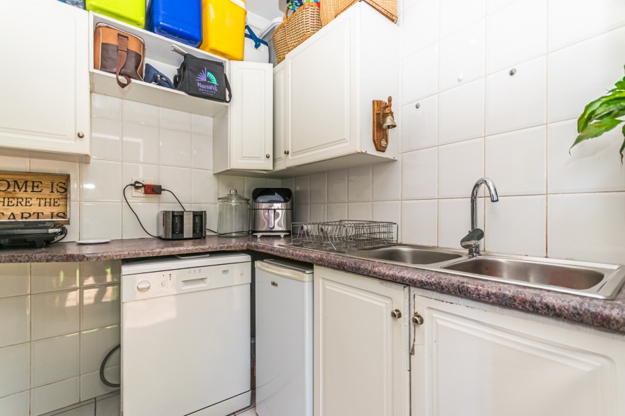 5 Bedroom Property for Sale in Clubview Gauteng