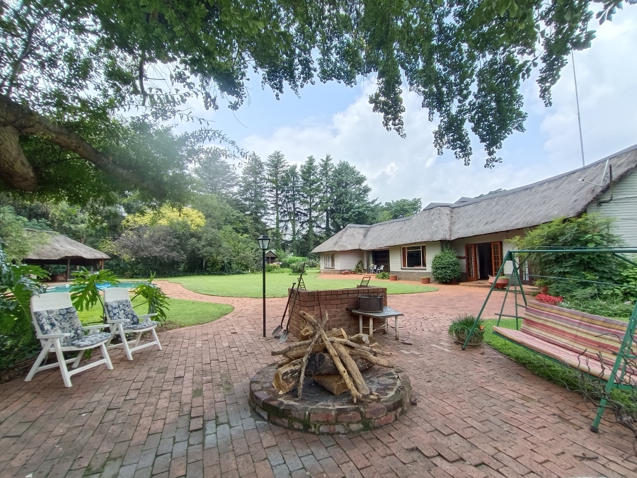 5 Bedroom Property for Sale in Clubview Gauteng