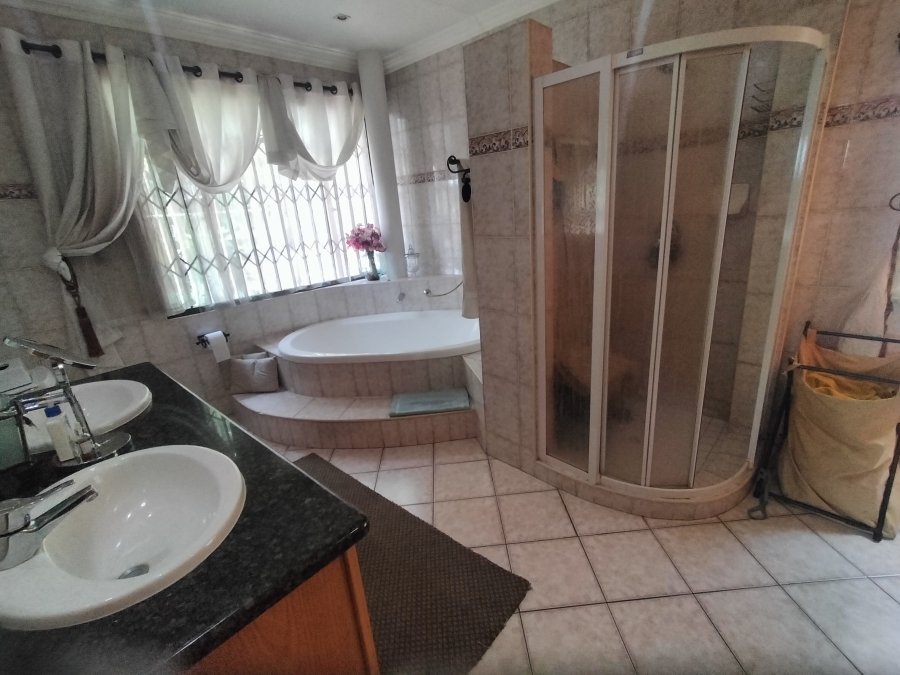 9 Bedroom Property for Sale in Pretoria North Gauteng