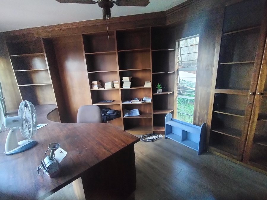 6 Bedroom Property for Sale in Florauna Gauteng