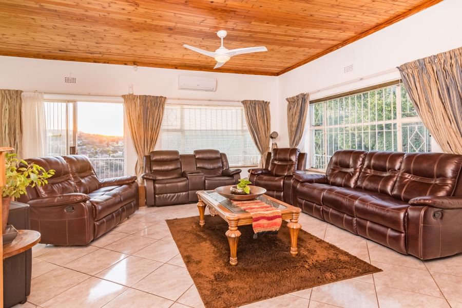 5 Bedroom Property for Sale in Roodekrans Gauteng