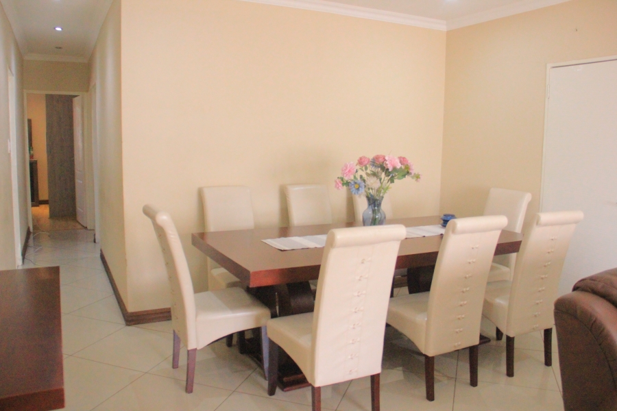 3 Bedroom Property for Sale in Roodekop Gauteng