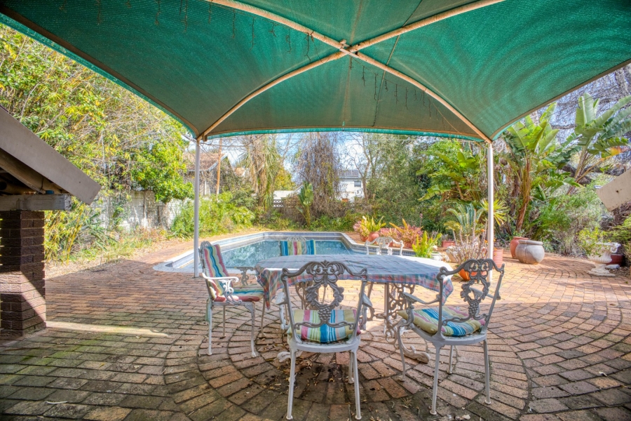 4 Bedroom Property for Sale in Linden Gauteng