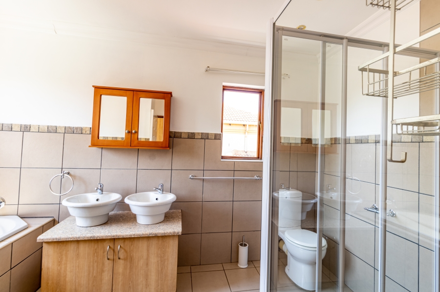 To Let 3 Bedroom Property for Rent in Willow Acres Gauteng