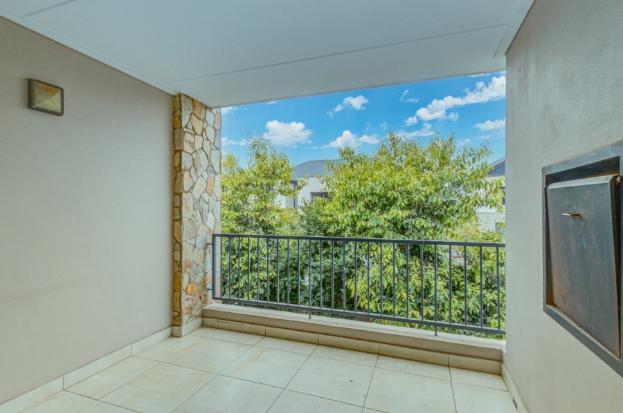 To Let 3 Bedroom Property for Rent in Waterfall Gauteng