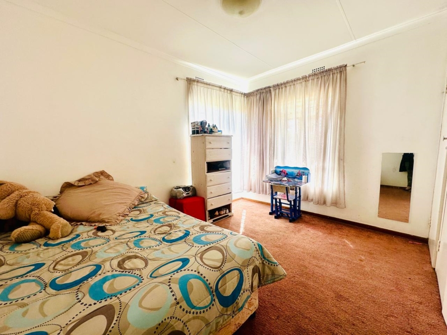 3 Bedroom Property for Sale in Brackenhurst Gauteng