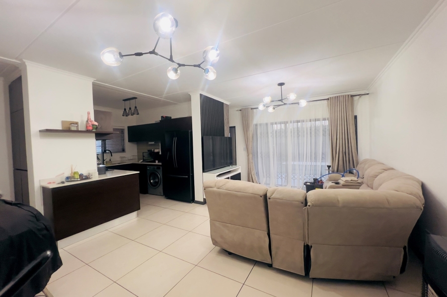 To Let 3 Bedroom Property for Rent in Kyalami Hills Gauteng