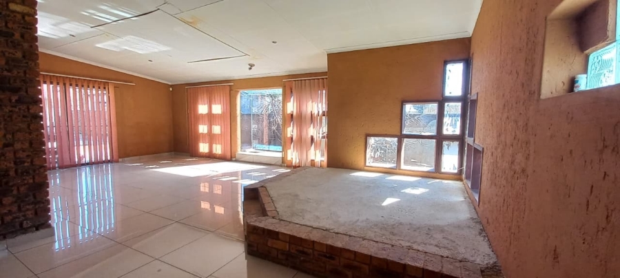 4 Bedroom Property for Sale in Dalpark Gauteng
