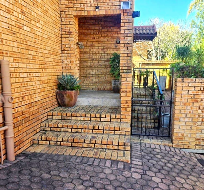 3 Bedroom Property for Sale in Chancliff Ridge Gauteng