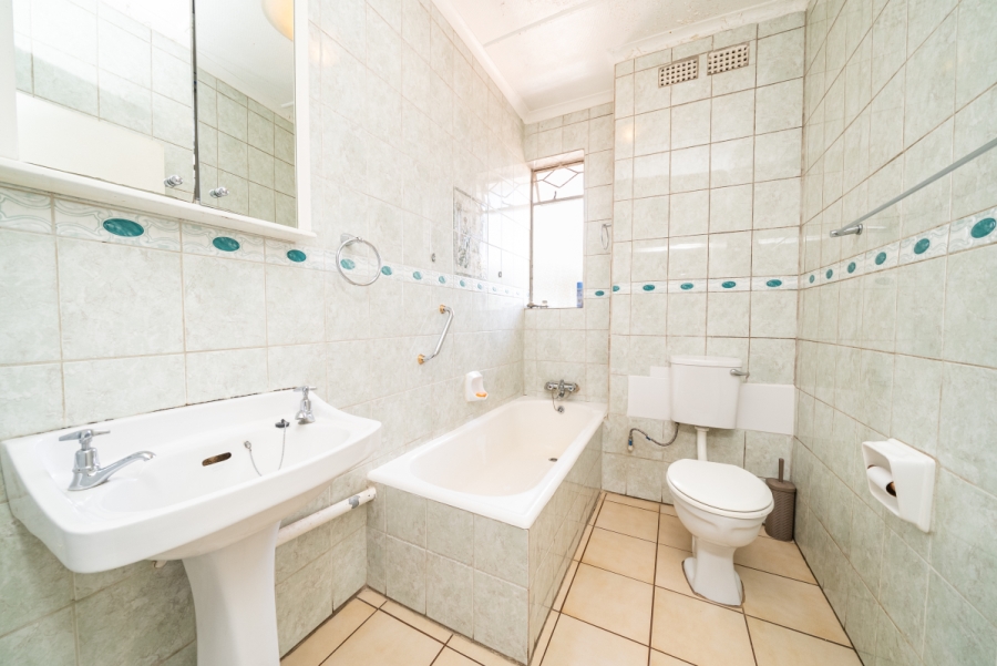 2 Bedroom Property for Sale in Lyndhurst Gauteng