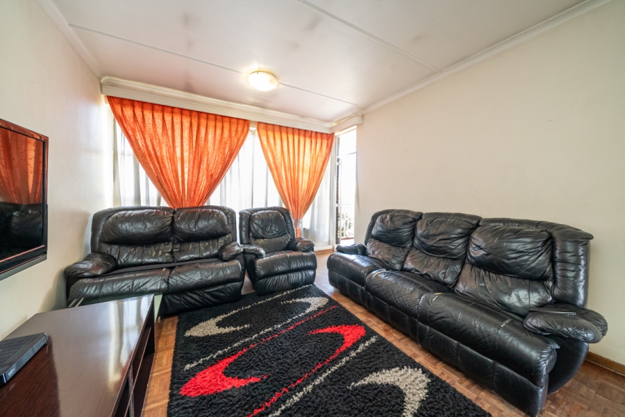 2 Bedroom Property for Sale in Lyndhurst Gauteng