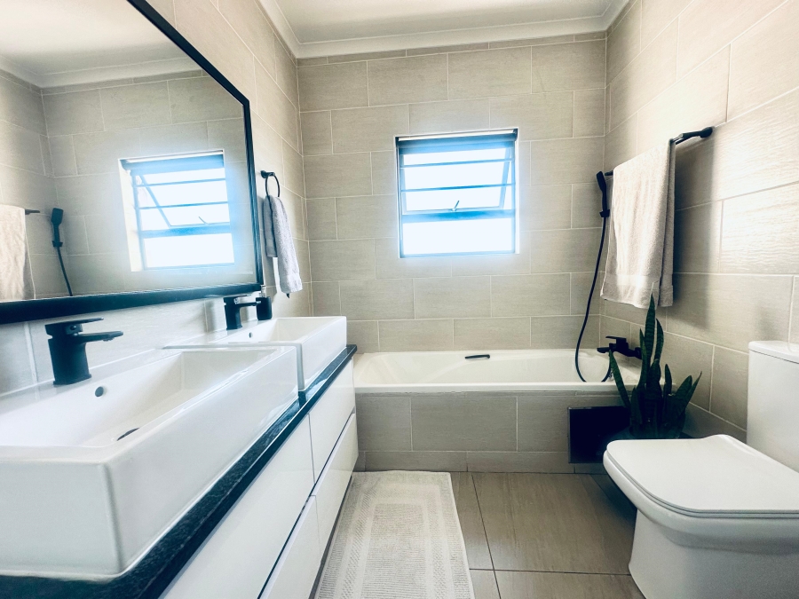 3 Bedroom Property for Sale in Meyersdal Nature Estate Gauteng