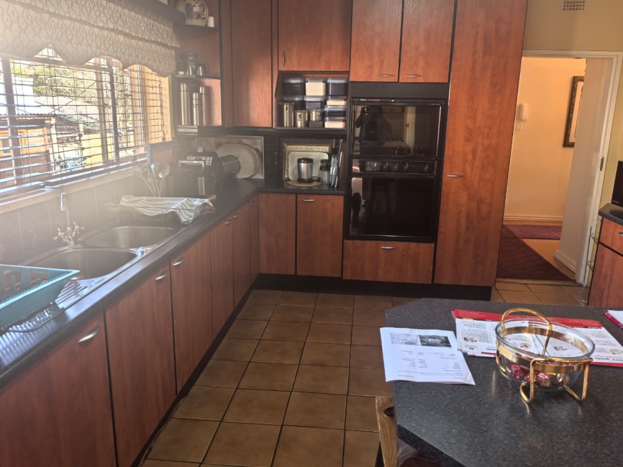 4 Bedroom Property for Sale in Florida Gauteng