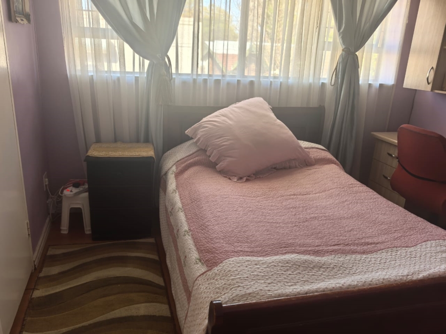 4 Bedroom Property for Sale in Florida Gauteng