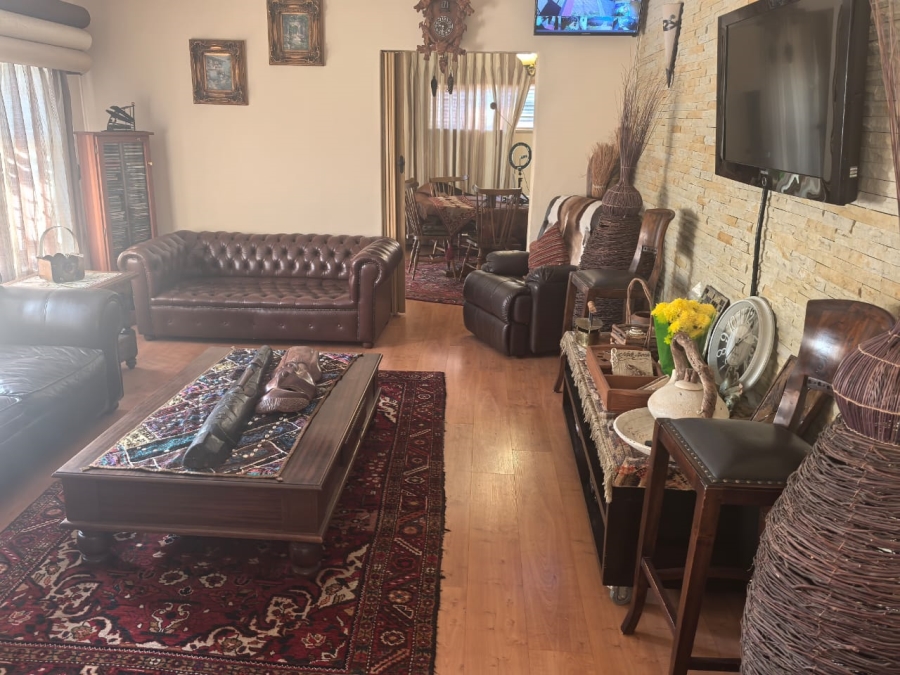 4 Bedroom Property for Sale in Florida Gauteng