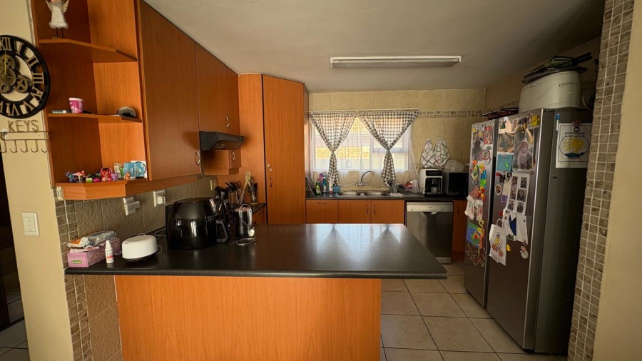 4 Bedroom Property for Sale in Bartlett Gauteng