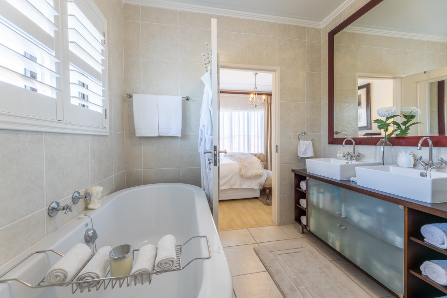 2 Bedroom Property for Sale in Paulshof Gauteng