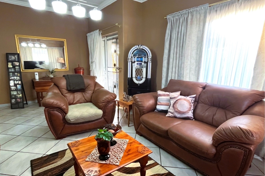 4 Bedroom Property for Sale in Florentia Gauteng