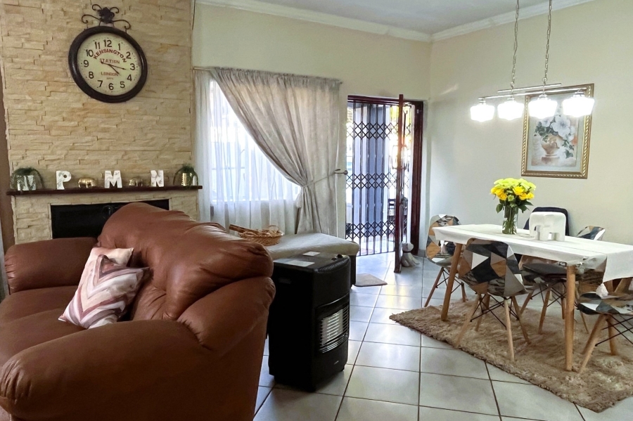 4 Bedroom Property for Sale in Florentia Gauteng