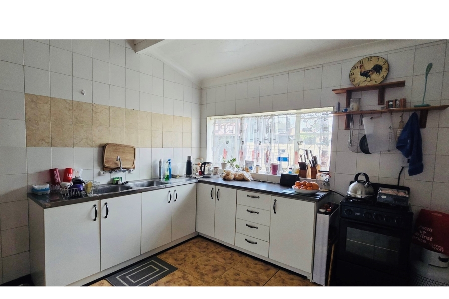 4 Bedroom Property for Sale in Moregloed Gauteng