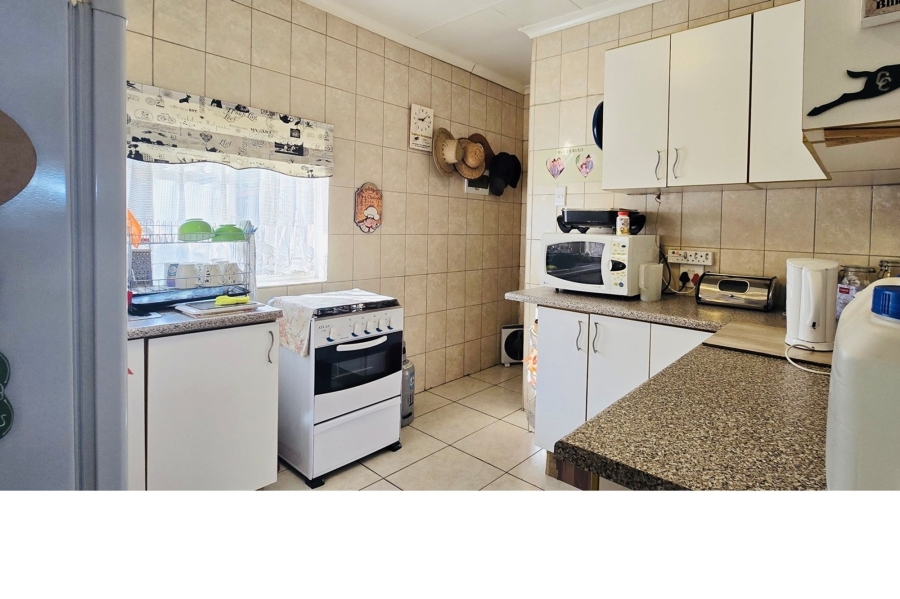 4 Bedroom Property for Sale in Moregloed Gauteng