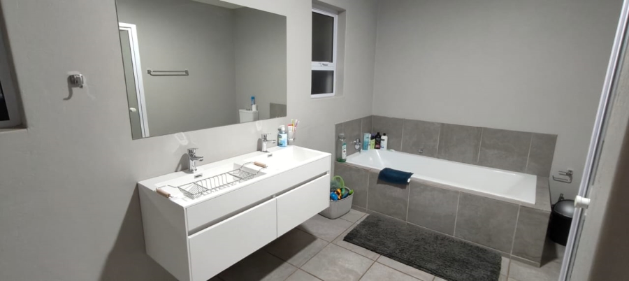 To Let 3 Bedroom Property for Rent in Arcon Park Gauteng