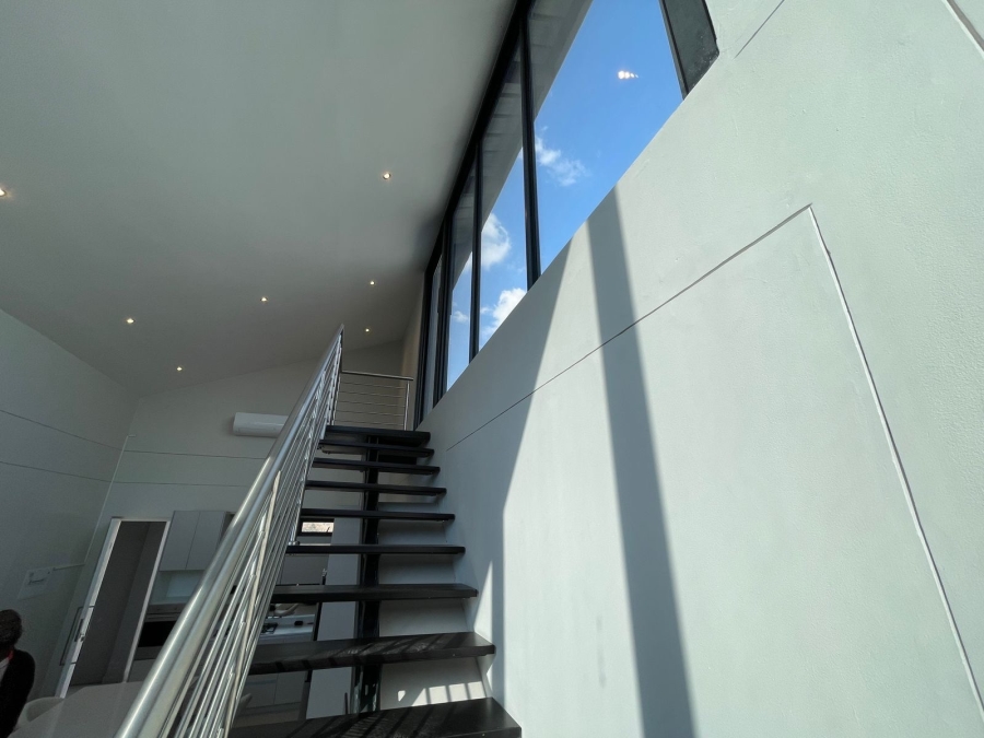 2 Bedroom Property for Sale in Rosebank Gauteng