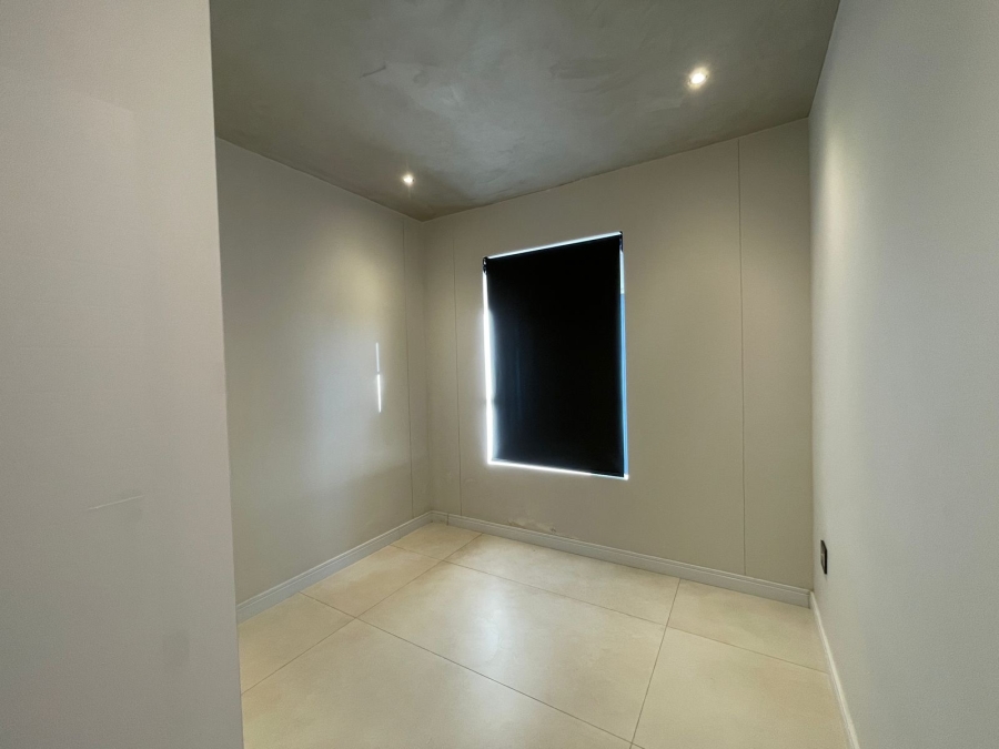 2 Bedroom Property for Sale in Rosebank Gauteng