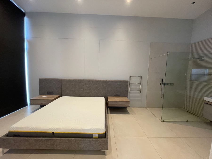 2 Bedroom Property for Sale in Rosebank Gauteng
