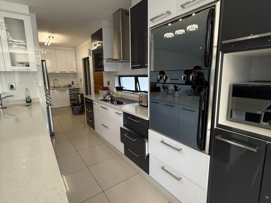 4 Bedroom Property for Sale in Ormonde Gauteng