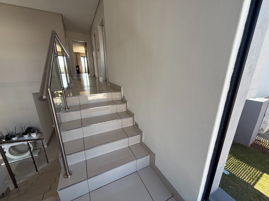 4 Bedroom Property for Sale in Ormonde Gauteng