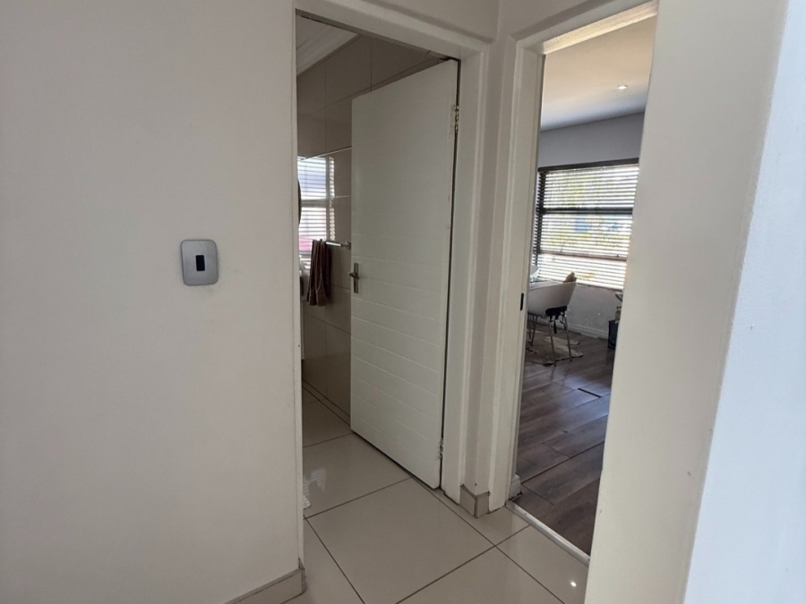4 Bedroom Property for Sale in Ormonde Gauteng