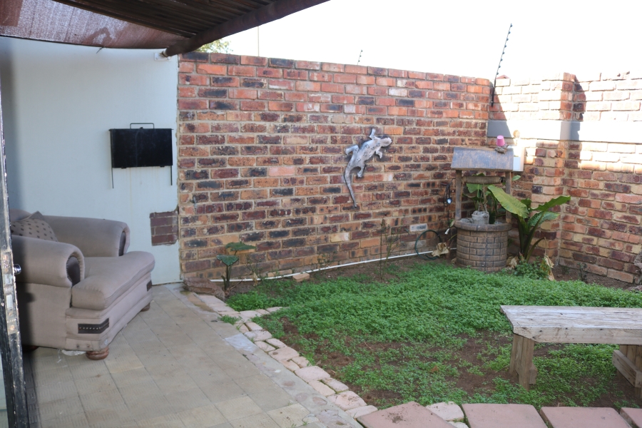 2 Bedroom Property for Sale in Witfield Gauteng