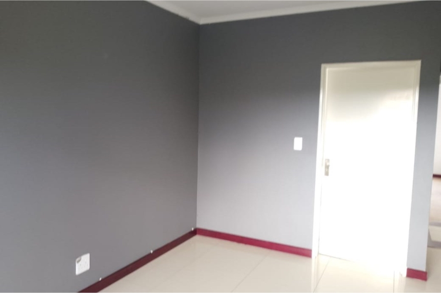 To Let 3 Bedroom Property for Rent in Noordwyk Gauteng