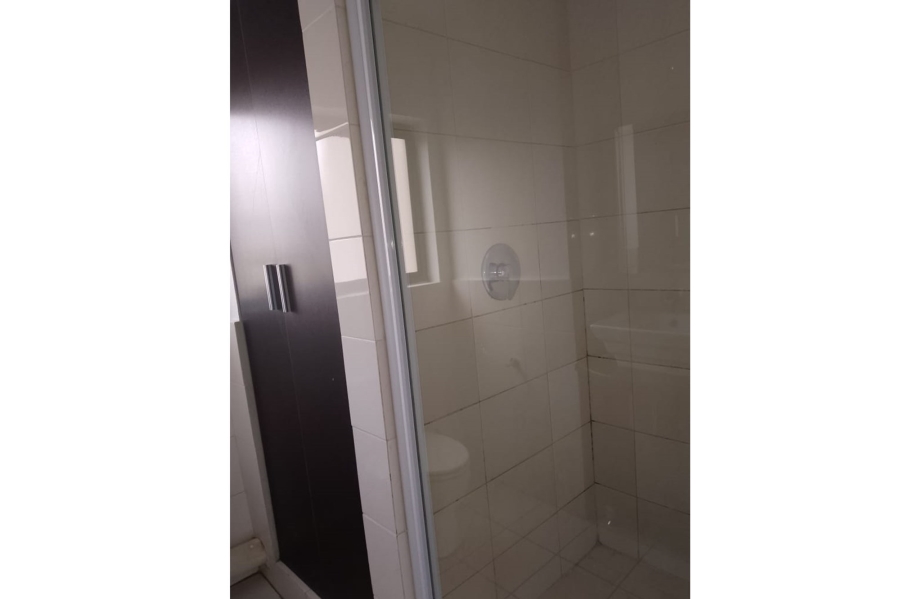 To Let 3 Bedroom Property for Rent in Noordwyk Gauteng