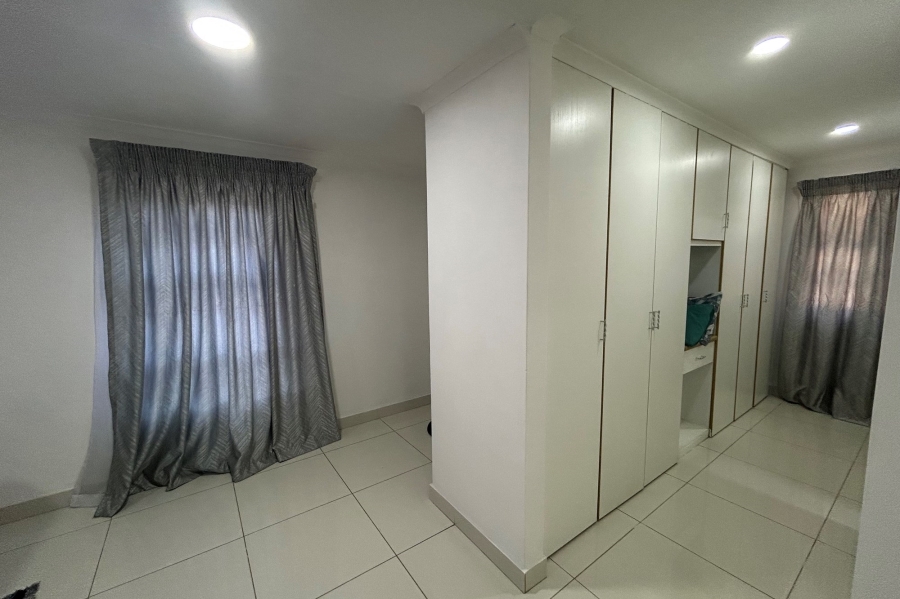 3 Bedroom Property for Sale in Halfway Gardens Gauteng