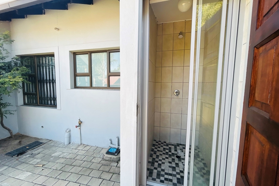 3 Bedroom Property for Sale in Halfway Gardens Gauteng