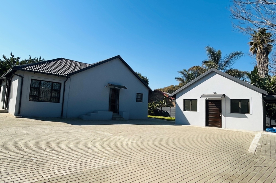 3 Bedroom Property for Sale in Halfway Gardens Gauteng