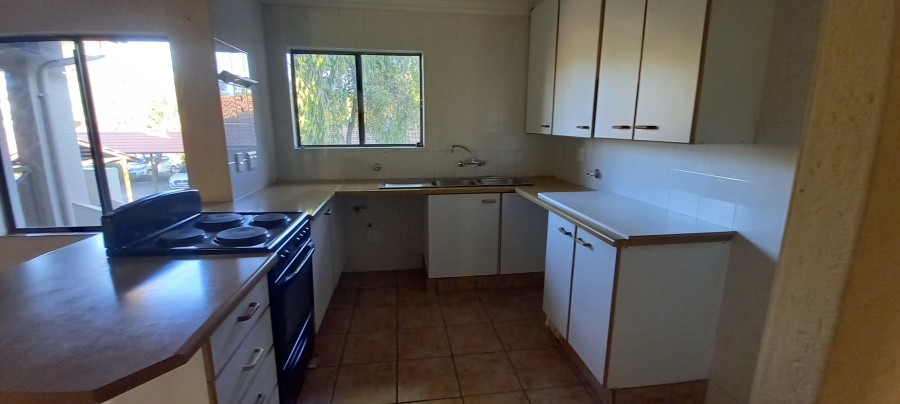 2 Bedroom Property for Sale in Oriel Gauteng