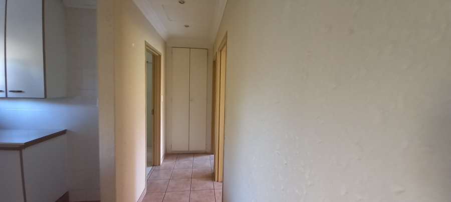 2 Bedroom Property for Sale in Oriel Gauteng