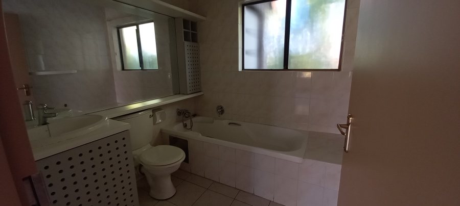 2 Bedroom Property for Sale in Oriel Gauteng