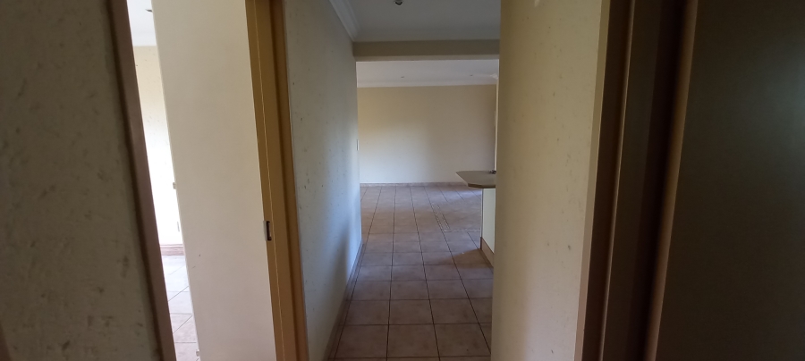 2 Bedroom Property for Sale in Oriel Gauteng