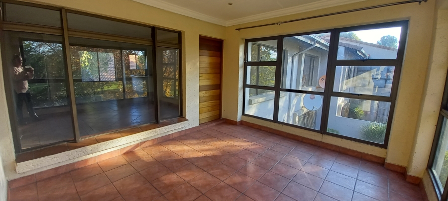 2 Bedroom Property for Sale in Oriel Gauteng