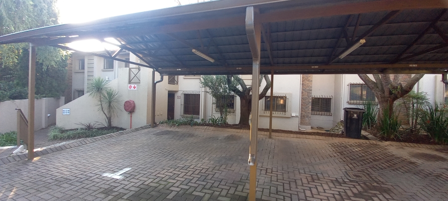 2 Bedroom Property for Sale in Oriel Gauteng